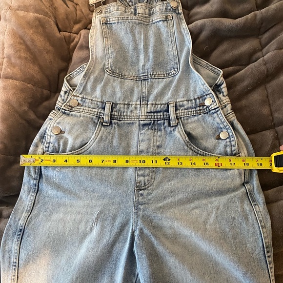 Refuge Light Wash Denim Overalls - Medium - Picture 6 of 7